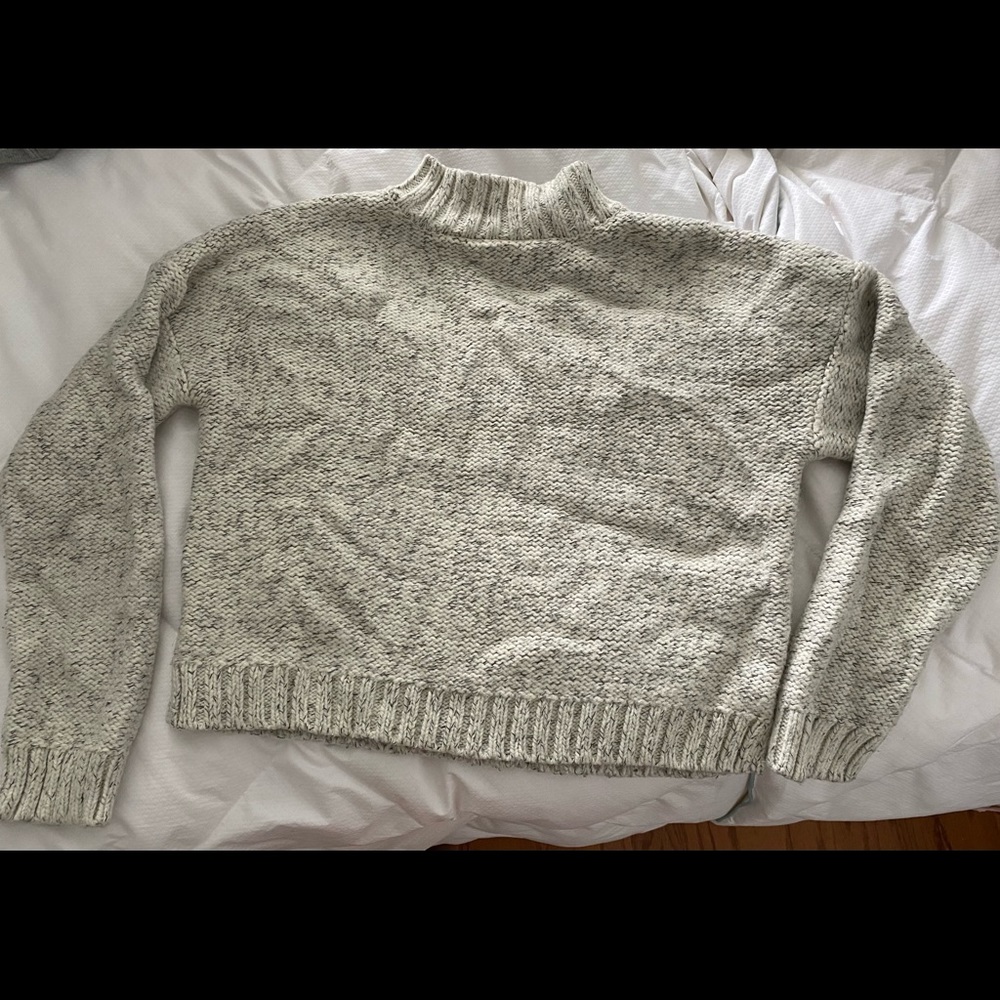 Turtleneck Cropped Sweater